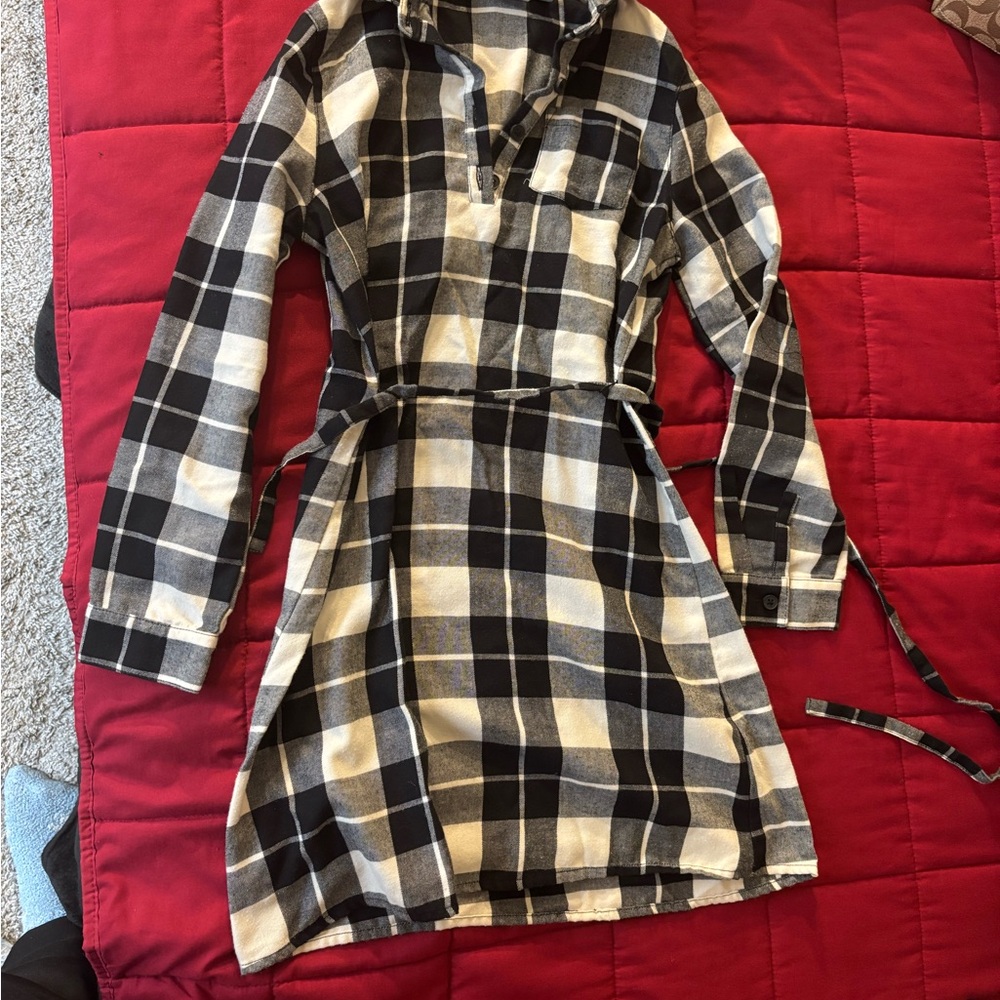 The Children's Place Black and White Plaid Casual Dress